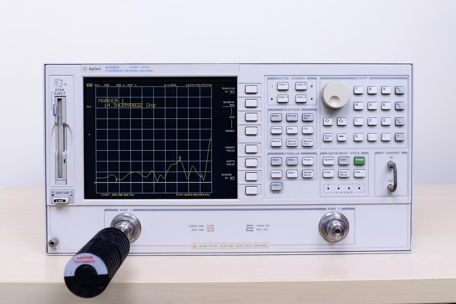 Анализатор цепей Agilent 8720ES